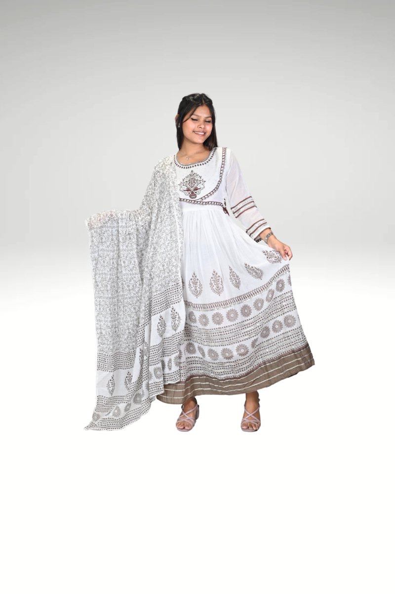 Ivory Grandeur: Full Gher White Anarkali Suit